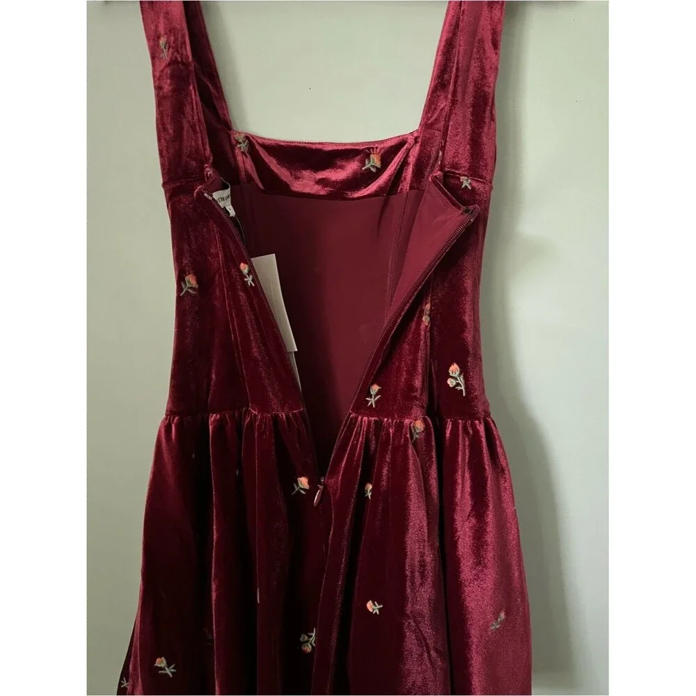WeWoreWhat Embroidered Corset Peplum Burgundy Velvet Mini Dress Size 0 NWT